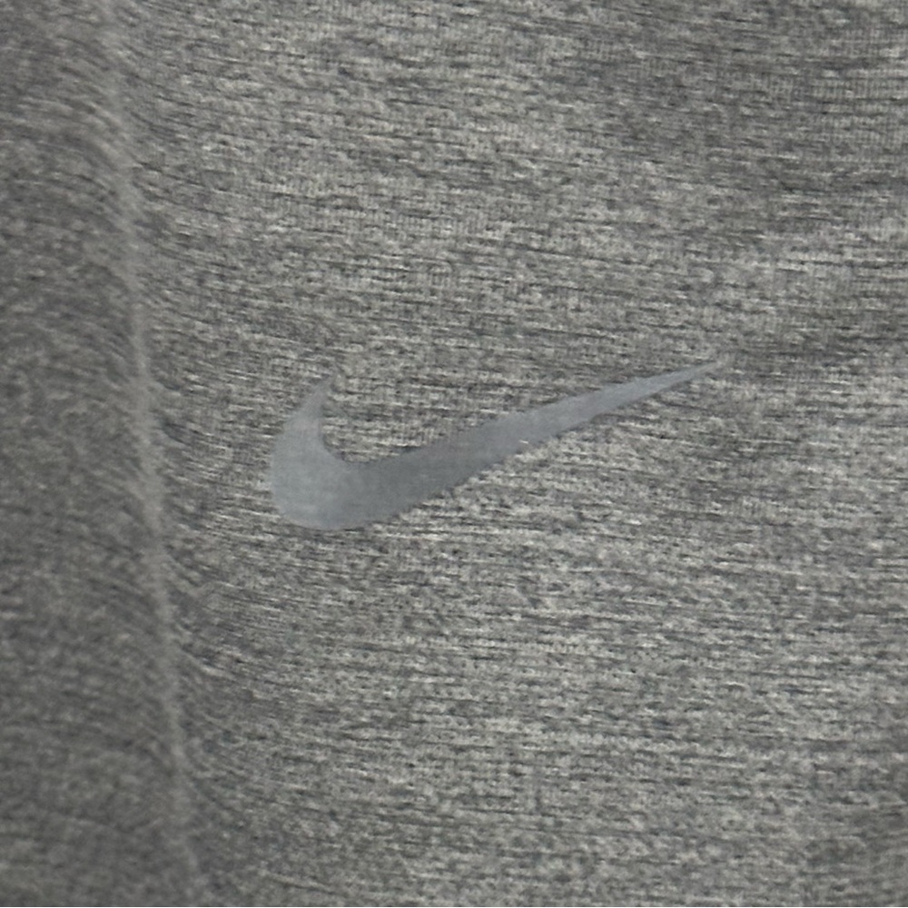 Nike Women’s One Thermal-FIT Pullover Hoodie (XL) and Jogger (L) SET - Picture 12 of 15